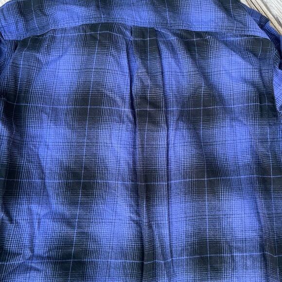 The North Face men’s XL PLAID, LONG SLEEVE, BUTTON DOWN SHIRT - Picture 5 of 7